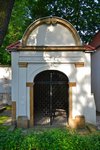 Widok kaplicy rodziny Schneider